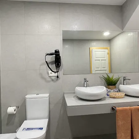 Palmeras Garden Apartment *